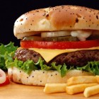 Hamburger, Patatine E Birrette Al Cambridge | 2night Eventi Verona