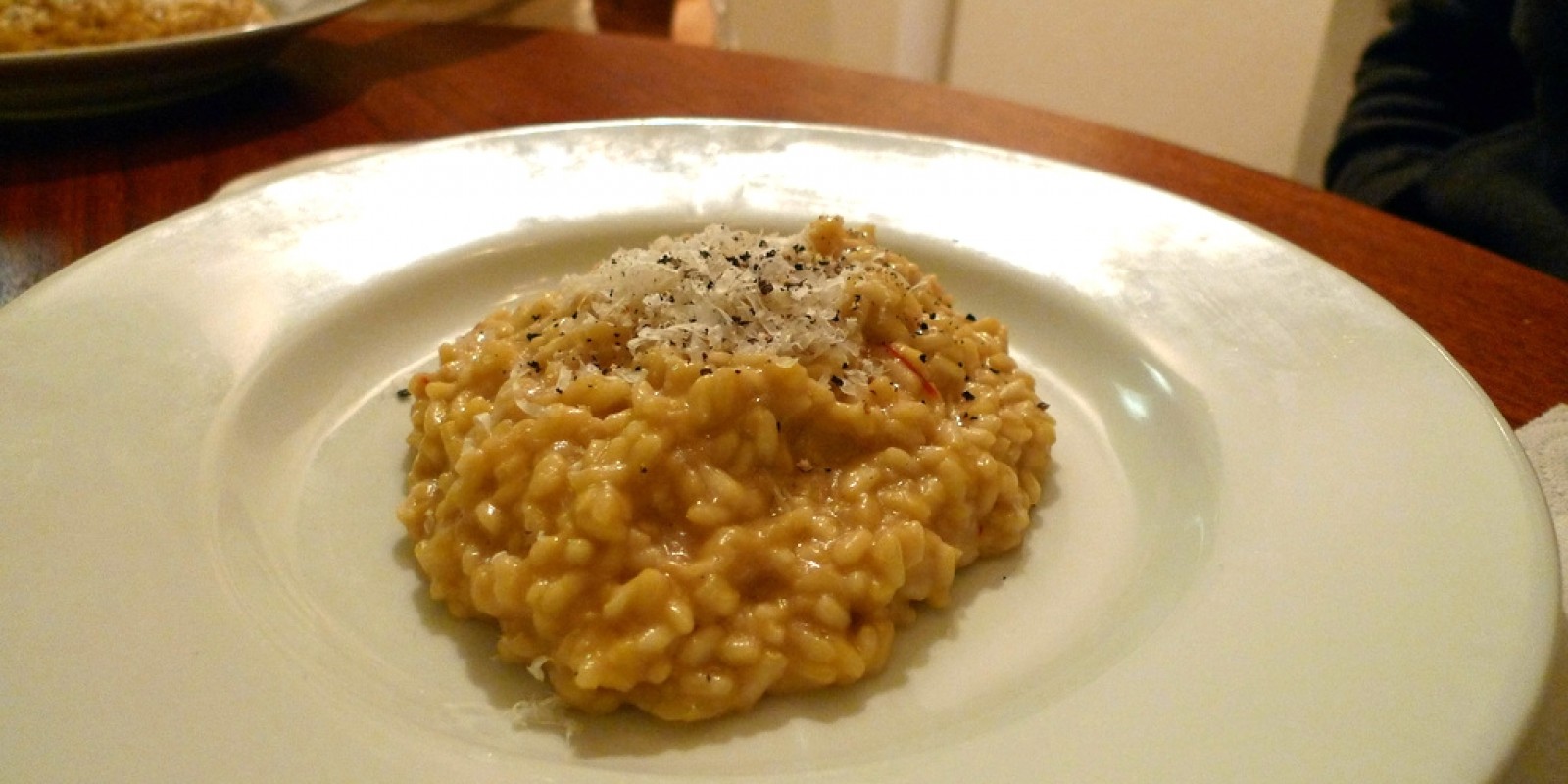 Dove mangiare il miglior risotto allo zafferano a Milano