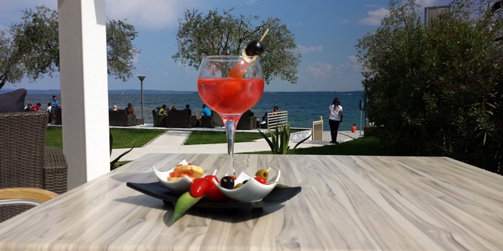 I beach bar top sul lago di Garda