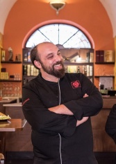 Le Tre Grazie Di Galatina Compie 18 Anni. Studio E Passione, La Ricetta Vincente Di Chef Fiorenzo. | 2night Eventi Lecce Le Tre Grazie Di Galatina Compie 18 Anni. Studio E Passione, La Ricetta Vincente Di Chef Fiorenzo. | 2night Eventi Lecce