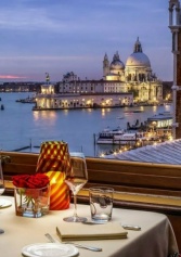 L'amore a Venezia. I ristoranti in cui festeggiare San Valentino con la tua dolce metà | 2night Eventi L'amore a Venezia. I ristoranti in cui festeggiare San Valentino con la tua dolce metà | 2night Eventi