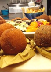 Sei Pronto? Ti Porto A Mangiare Le Migliori Polpette Del Veneto | 2night Eventi Venezia Sei Pronto? Ti Porto A Mangiare Le Migliori Polpette Del Veneto | 2night Eventi Venezia