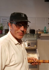 Da Bisceglie In Giro Per Il Mondo E Poi Ritorno: Quando L’esperienza Torna Alle Origini. L’intervista A Sergio Uva Del Sergio’s – Pizza, Fish & Grill | 2night Eventi Barletta Da Bisceglie In Giro Per Il Mondo E Poi Ritorno: Quando L’esperienza Torna Alle Origini. L’intervista A Sergio Uva Del Sergio’s – Pizza, Fish & Grill | 2night Eventi Barletta