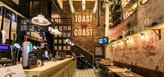 Sabato sera con live music nella New York italiana. Gli appuntamenti del Toast to Coast Sabato sera con live music nella New York italiana. Gli appuntamenti del Toast to Coast