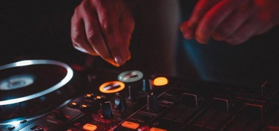 La serata Modular al Quantic La serata Modular al Quantic