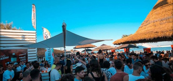 Aperitivo e Dj Set in Capannina Beach Aperitivo e Dj Set in Capannina Beach