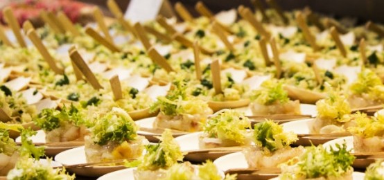 L’aperitivo in pescheria all'Eataly Smeraldo L’aperitivo in pescheria all'Eataly Smeraldo
