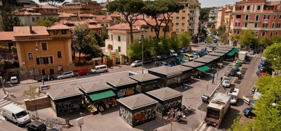 Una Cena Nel Fresco Di Piazza Crati: Al Ristorante La Mora Una Cena Nel Fresco Di Piazza Crati: Al Ristorante La Mora