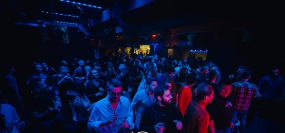 Live Music e dj-set al Vinile 45 Live Music e dj-set al Vinile 45