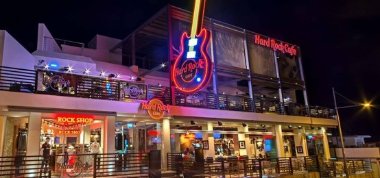 All You Need is love... San Valentino all'Hard Rock Cafe Firenze All You Need is love... San Valentino all'Hard Rock Cafe Firenze