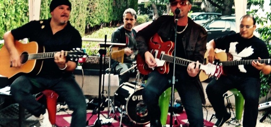 U2 The Unplugged CO live al Dalen’s Cafè U2 The Unplugged CO live al Dalen’s Cafè