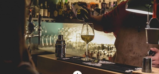 arte coffeeburger vino