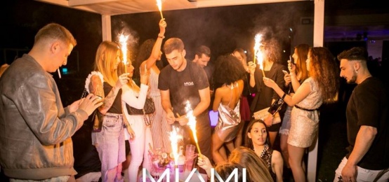Sunset Pool al Miami Club Sunset Pool al Miami Club