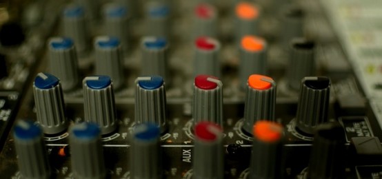 Il venerdì con dj set del Contrabar Il venerdì con dj set del Contrabar