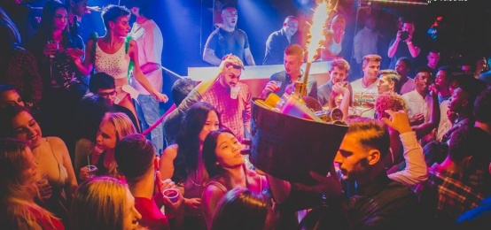 Enjoyourself al Babylon Enjoyourself al Babylon