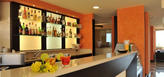 Al B Bar Lounge L'eleganza Fa Tendenza Al B Bar Lounge L'eleganza Fa Tendenza