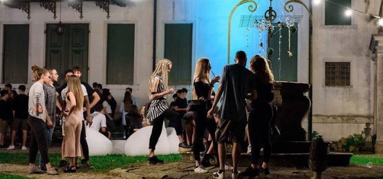 Aperitivo e Live a Villa Widmann Aperitivo e Live a Villa Widmann