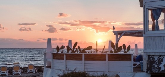 Tutti gli appuntamenti di maggio al Sunset Cafè Tutti gli appuntamenti di maggio al Sunset Cafè