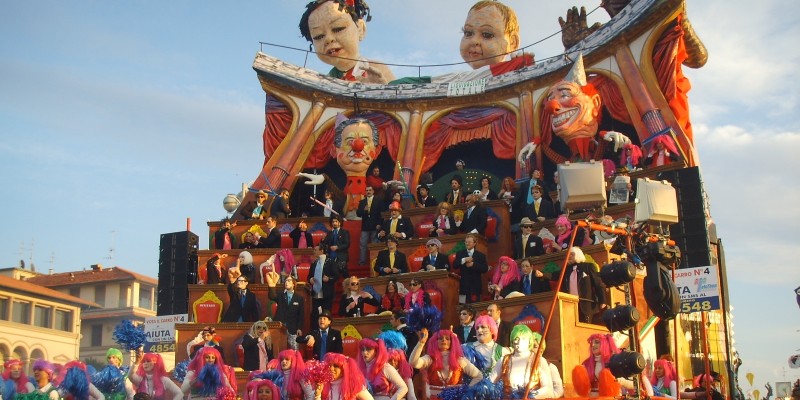carnevale di putignano wikipedia commons