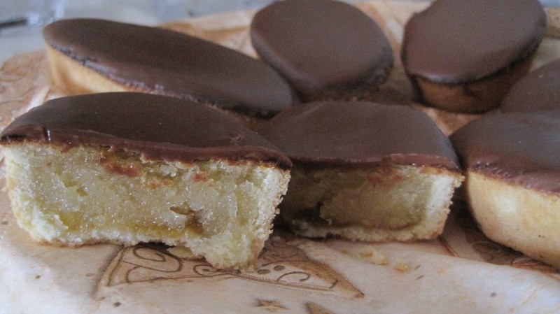 redattori licheri pasticceria vittoria fruttoni
