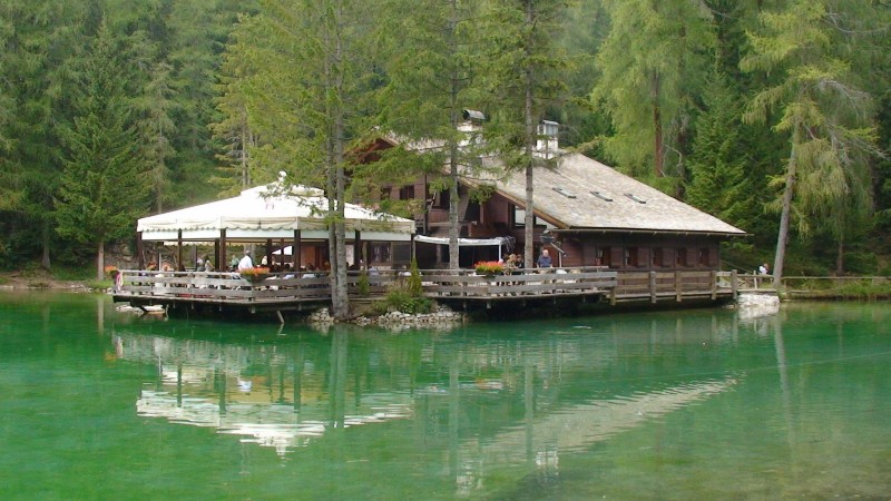 lago ghedina cortina d'ampezzo