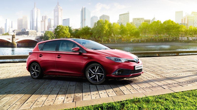 redattori licheri auris toyota