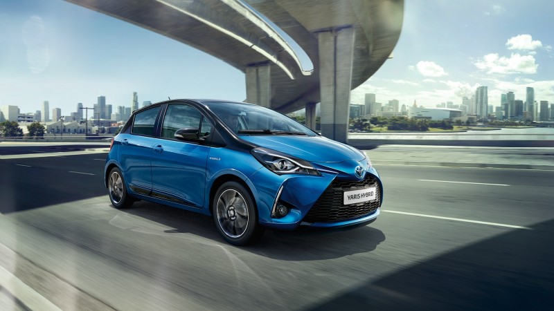 redattori licheri yaris toyota