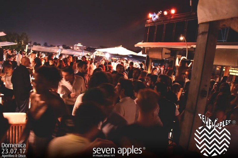seven apples discoteche versilia