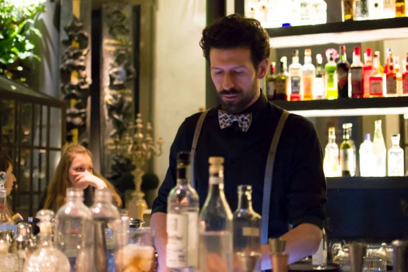 https://www.facebook.com/florencecocktailweek/photos/a.1751862905051006.1073741843.1713799648857332/1751863031717660/?type=3&theater
matteo di ienno locale firenze bartender