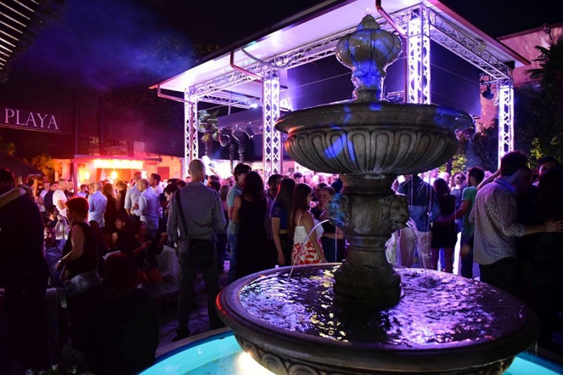 bobino club locali estivi milano
https://www.facebook.com/pg/bobinoclub/photos/?ref=page_internal