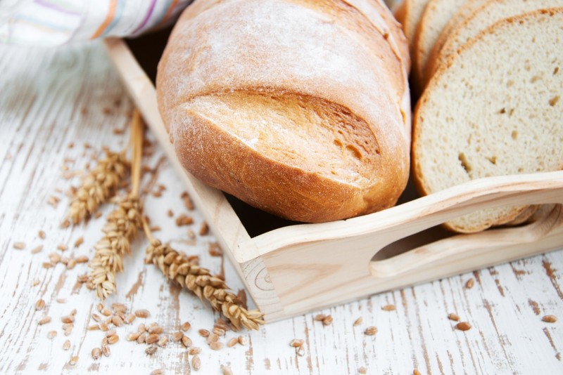 redattori licheri pane by fotolia