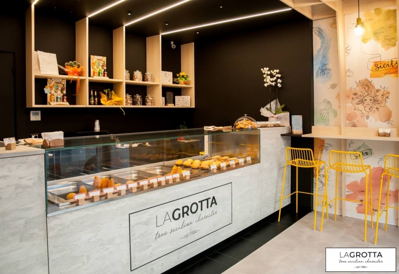 la grotta milano