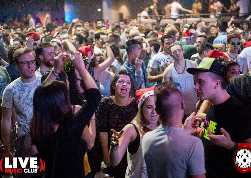 live club bg