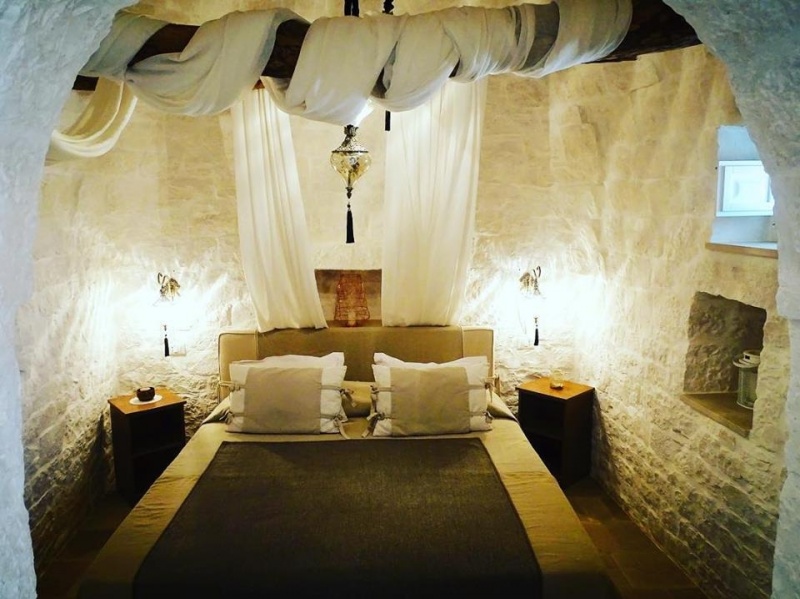 leonardo trulli resort camera