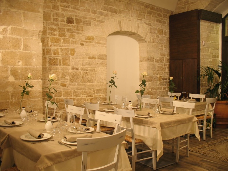 piazza vecchia del cenobio bitonto