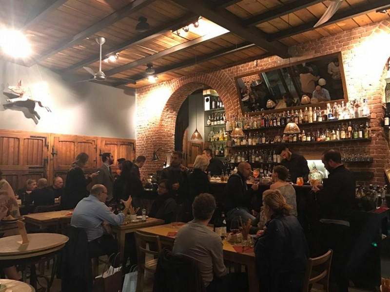 rebelot daiquiri
https://www.facebook.com/rebelotnavigli/photos/a.355680311232795.1073741829.303753009758859/1024050757729077/?type=1&theater