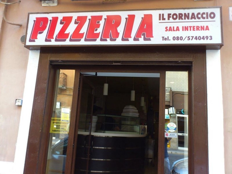 il fornaccio bari https://www.facebook.com/1521390331443993/photos/a.1521391161443910.1073741827.1521390331443993/1521391151443911/?type=3