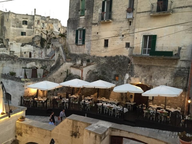 morgan matera sassi all'aperto