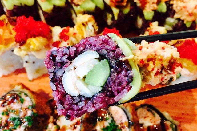 nima sushi https://www.facebook.com/nimasushifirenze/photos/a.367829100214913.1073741829.359749891022834/395398797457943/?type=3&theater