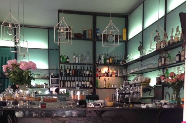 milano colazione pranzo cena aperitivo fiori mint garden café