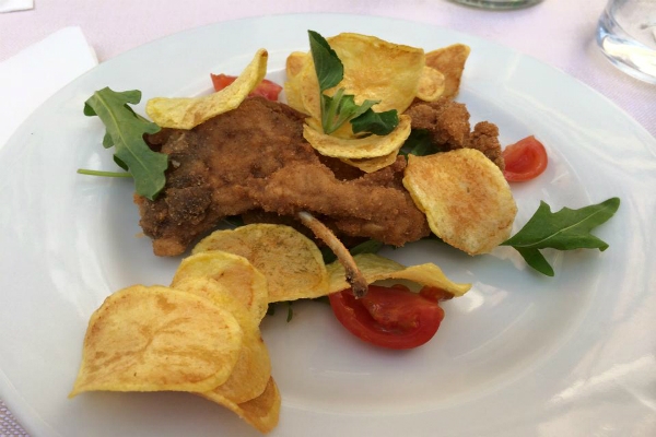 cesare al casaletto ristorante tipico romano cucina abbacchio costolette fritte dove mangiare migliore abbacchio a roma