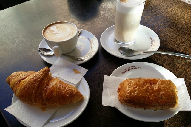 cristalli di zucchero pasticceria monteverde colazione a roma migliori colazioni cornetto cappuccino