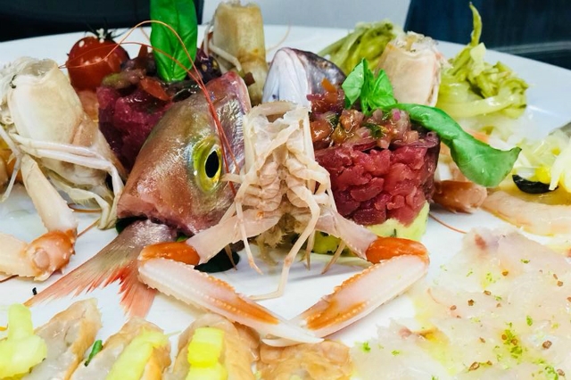 risto pescheria consoli roma tuscolano dove mangiare pesce diverso crudi brace pescheria