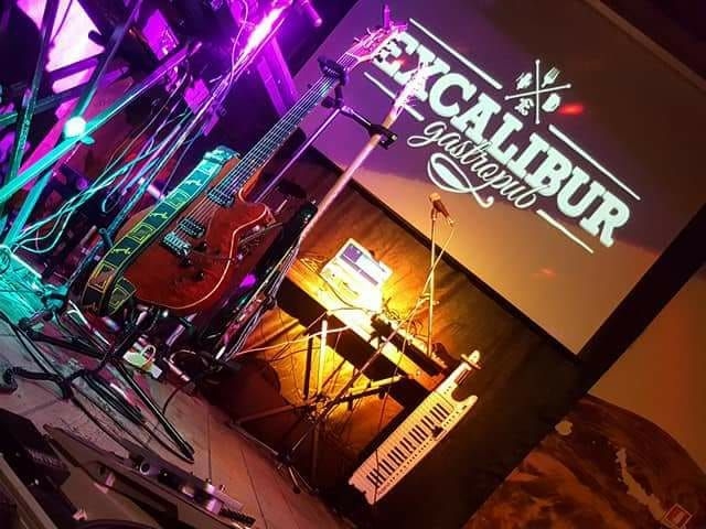 excalibur canosa di puglia musica live