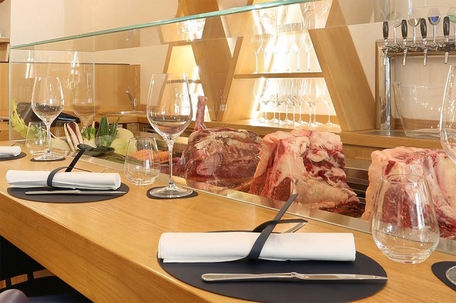 the cut firenze https://www.facebook.com/thecutflorence/photos/a.1854501764569868.1073741828.1821683474518364/1854494114570633/?type=3&theater