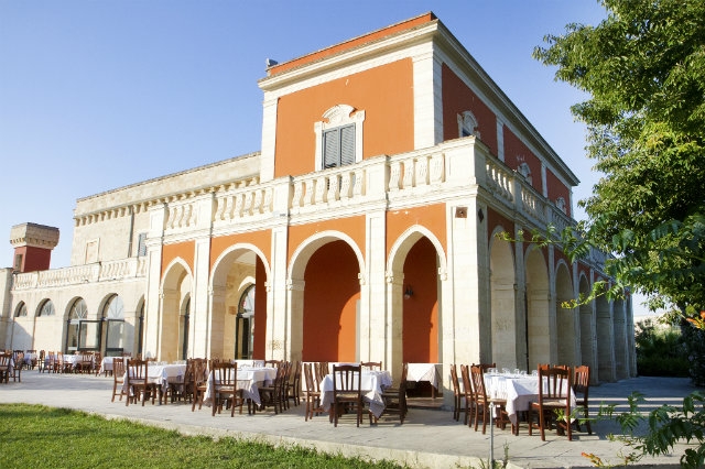 maresca arnesano carmiano lecce salento cena giardino