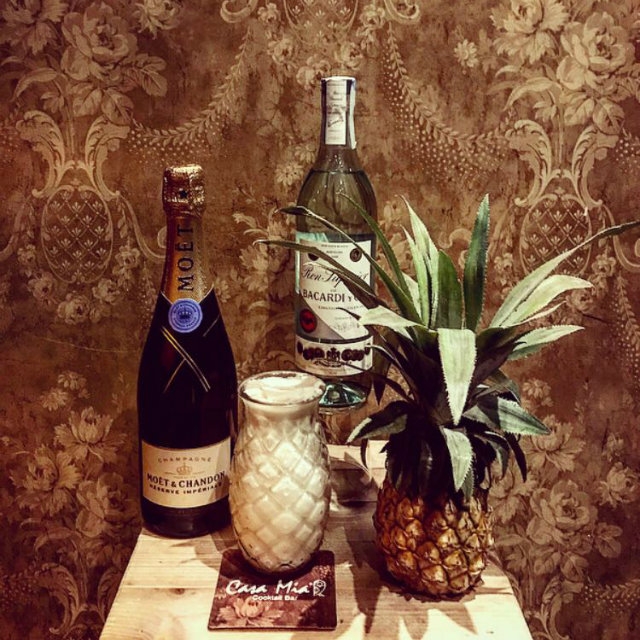 champagne pina colada casa mia