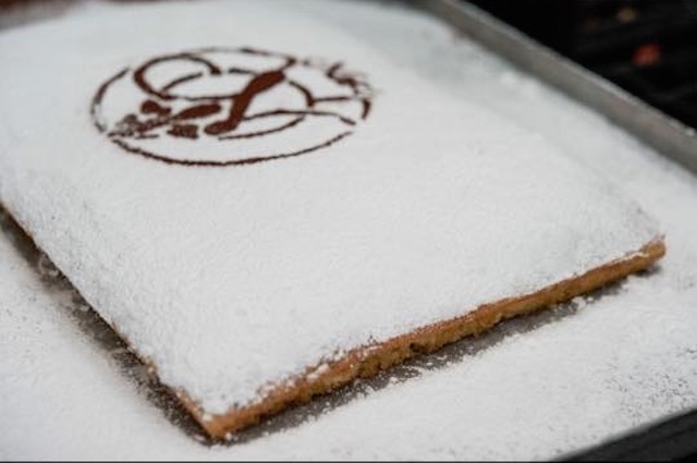 schiacciata alla fiorentina firenze caffè neri
https://www.facebook.com/55500015963/photos/a.10151520350505964.1073741825.55500015963/10153148347585964/?type=3&theater