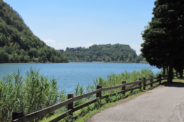 lago del segrino