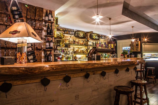 petra nera enoteca